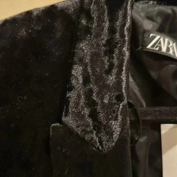 ZARA VELVET BLAZER WITH RHINESTONE BUTTONS - Picture 6 of 7